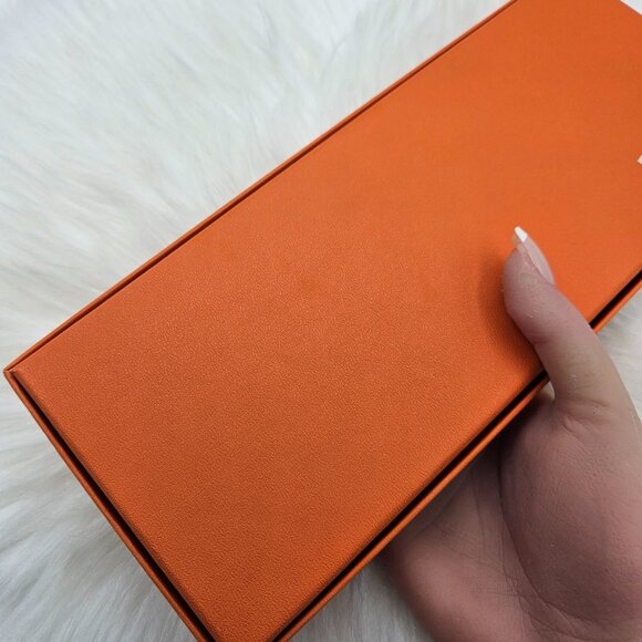 Authentic Hermès Gift Box (Empty) - Picture 2 of 8